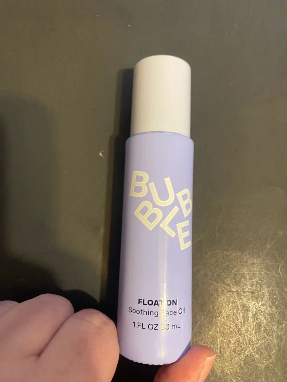 Float On Soothing Face Oil
